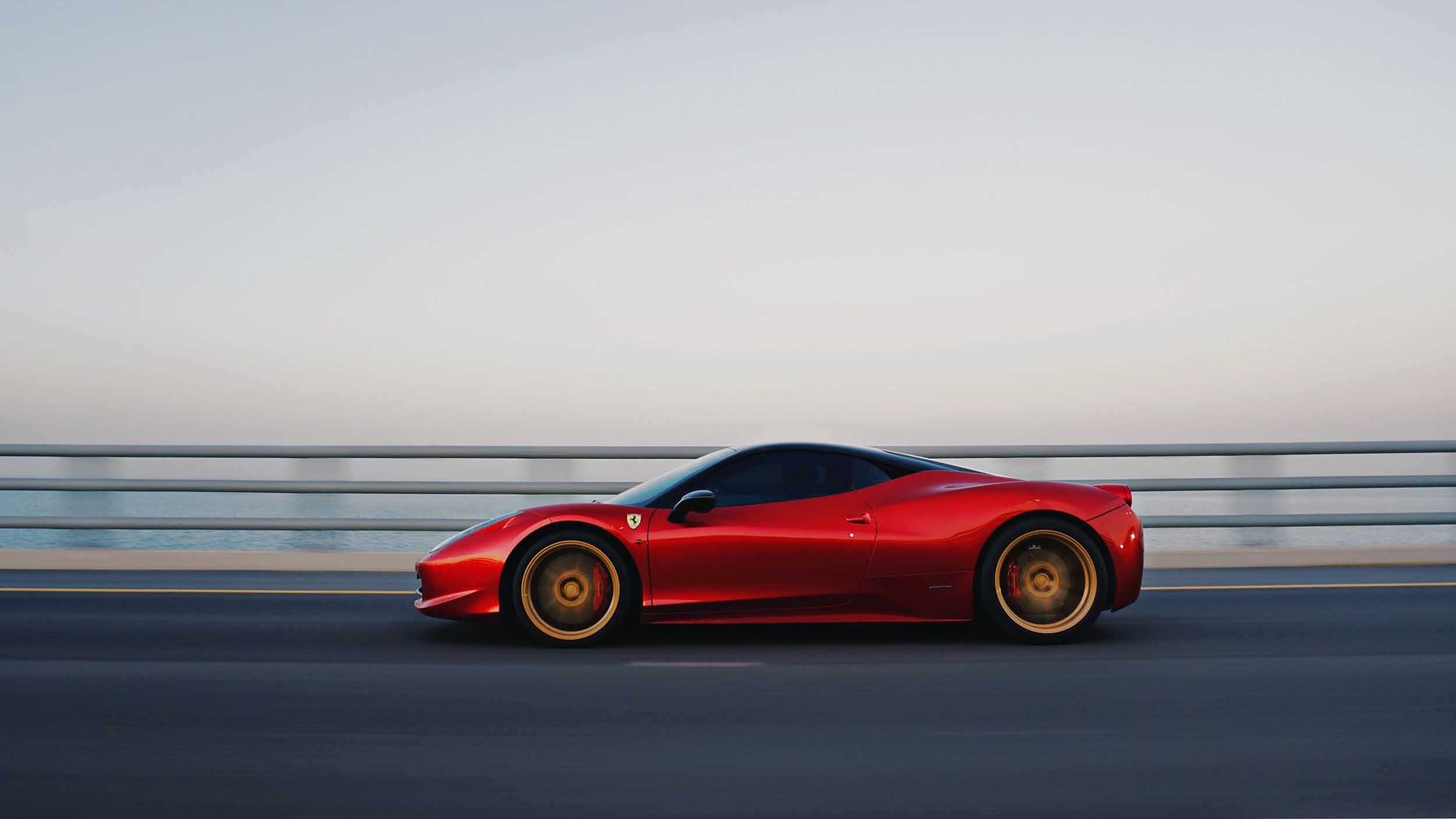 Panning Ferrari